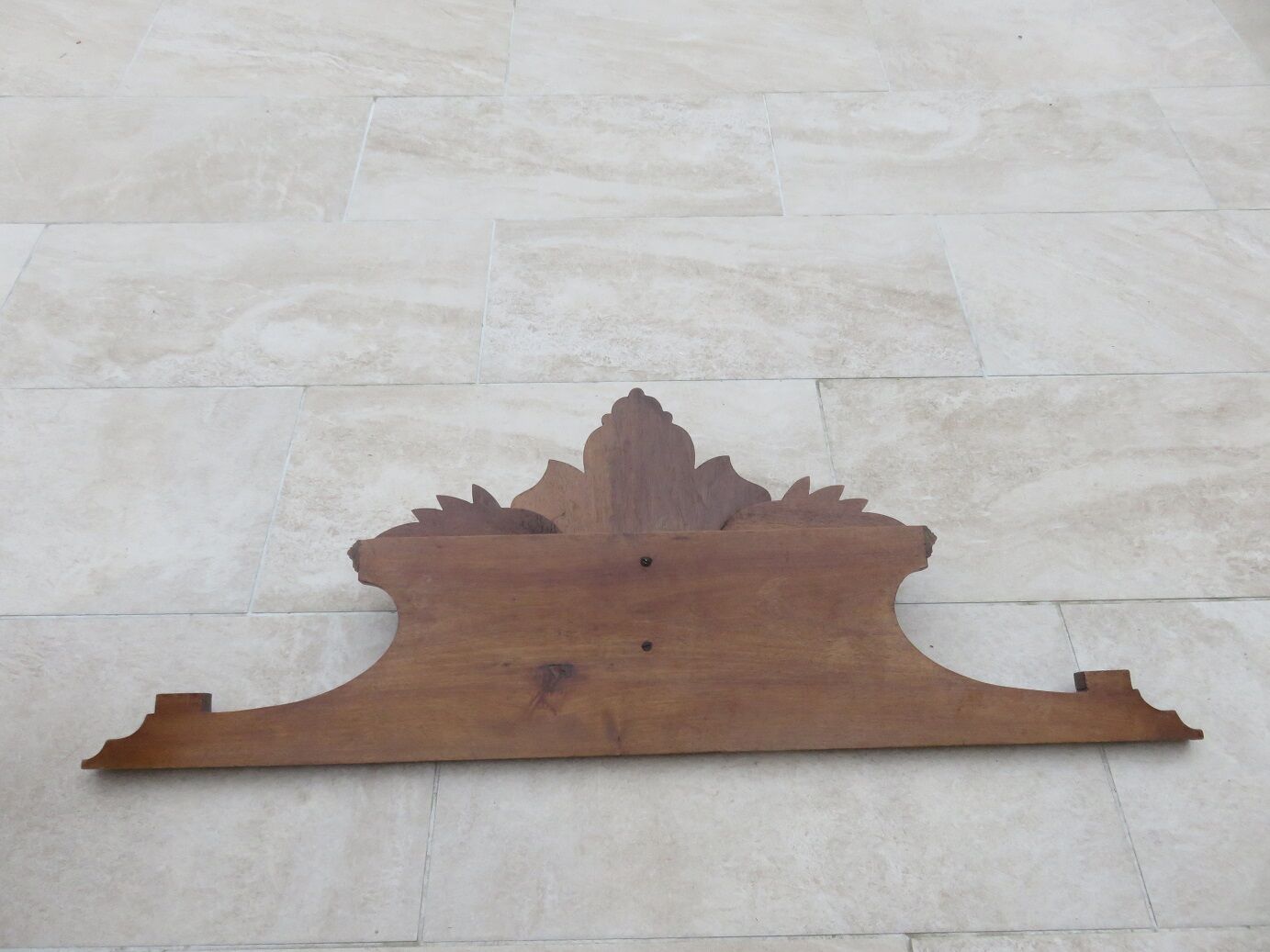 Pediment Walnut