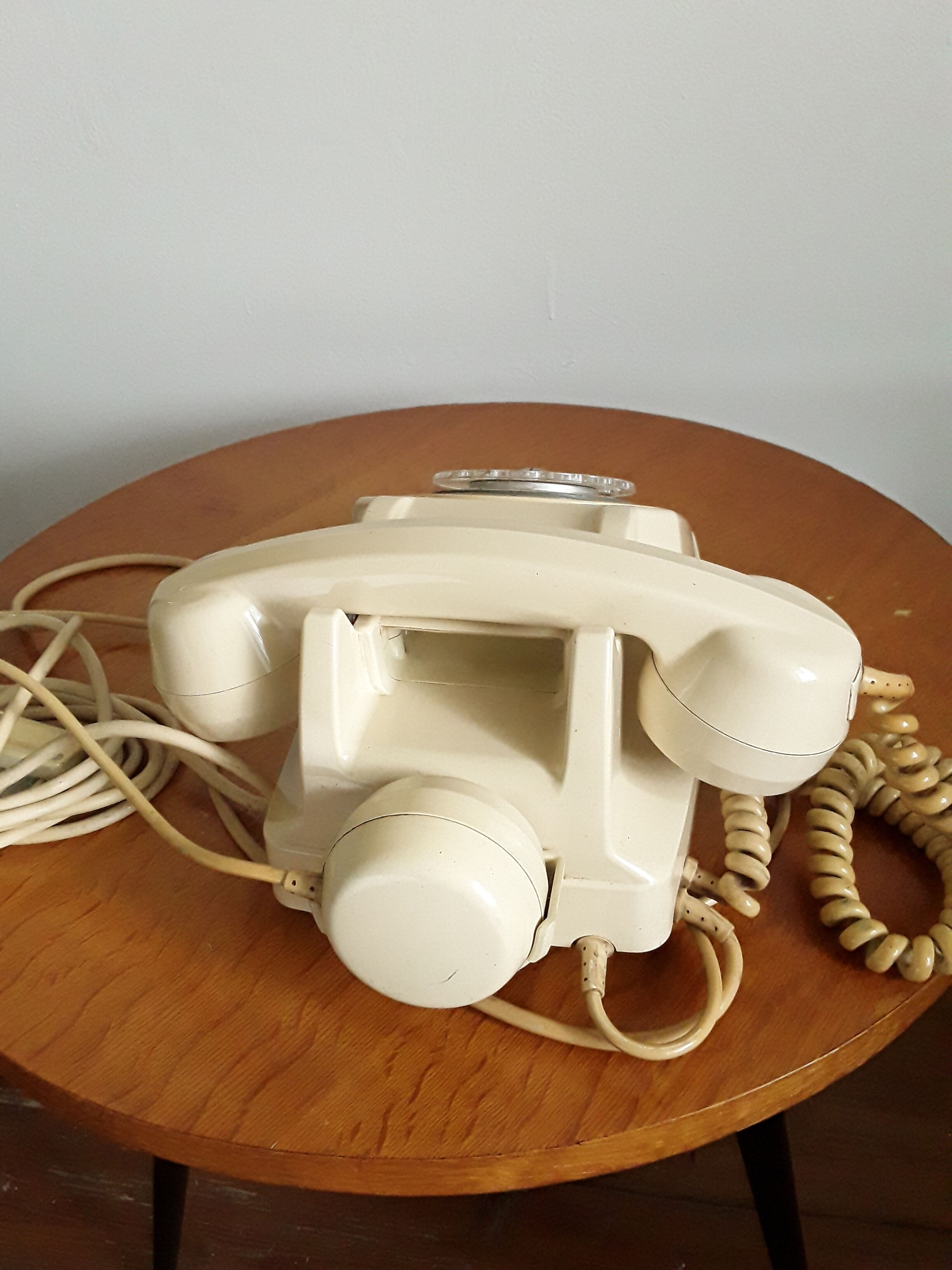 Vintage 1970 dial phone