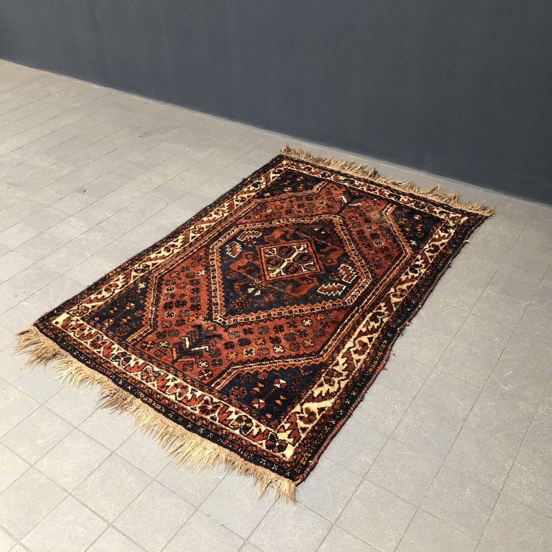 Tapis persan tissé à la main 162x110cm