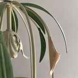 Suspension leaves and flowers