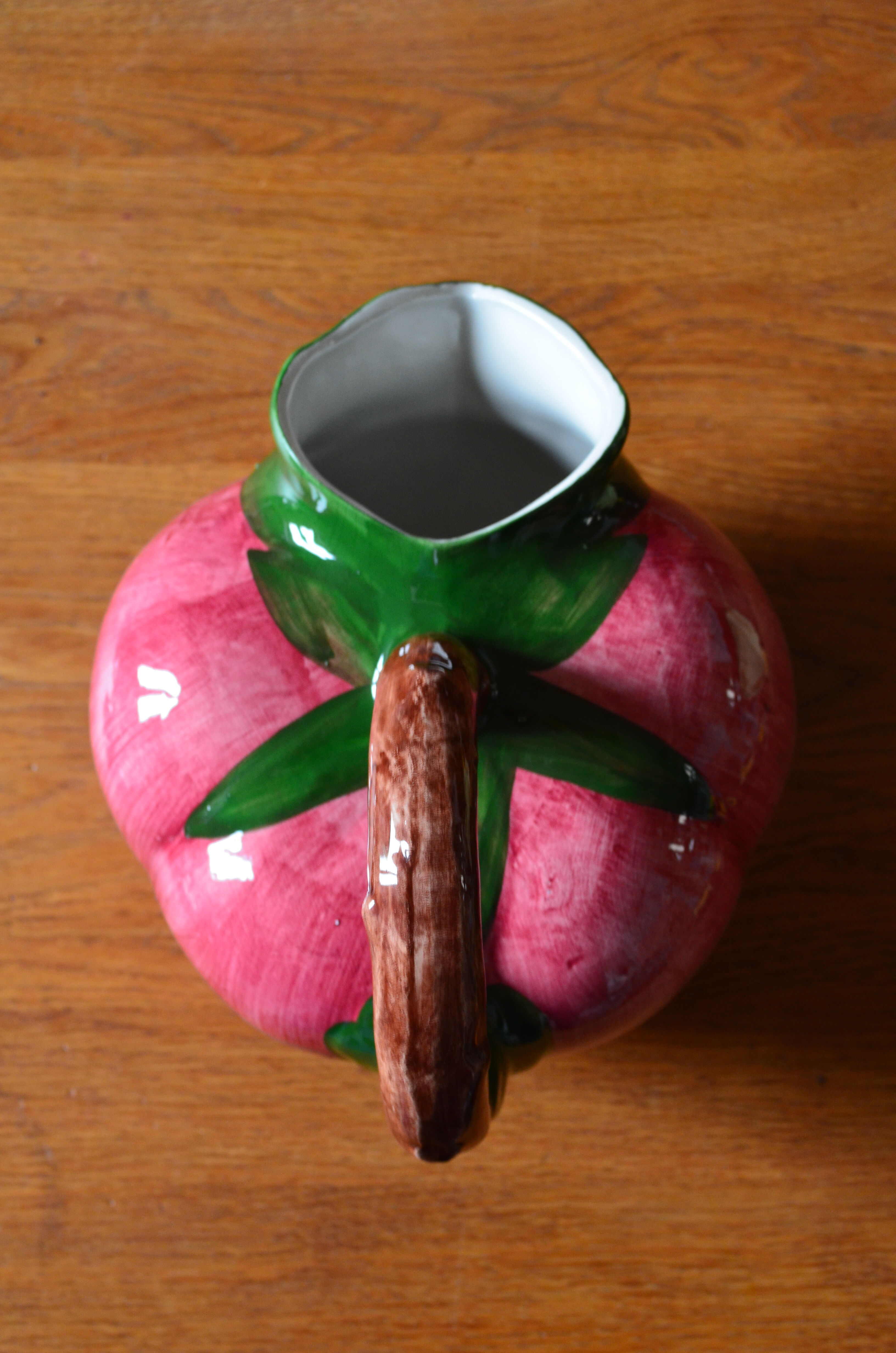 Italian slip decanter