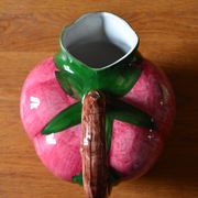 Carafe en barbotine italienne