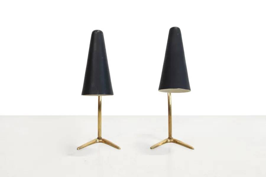 Set of two black and brass Italian bedside lamps