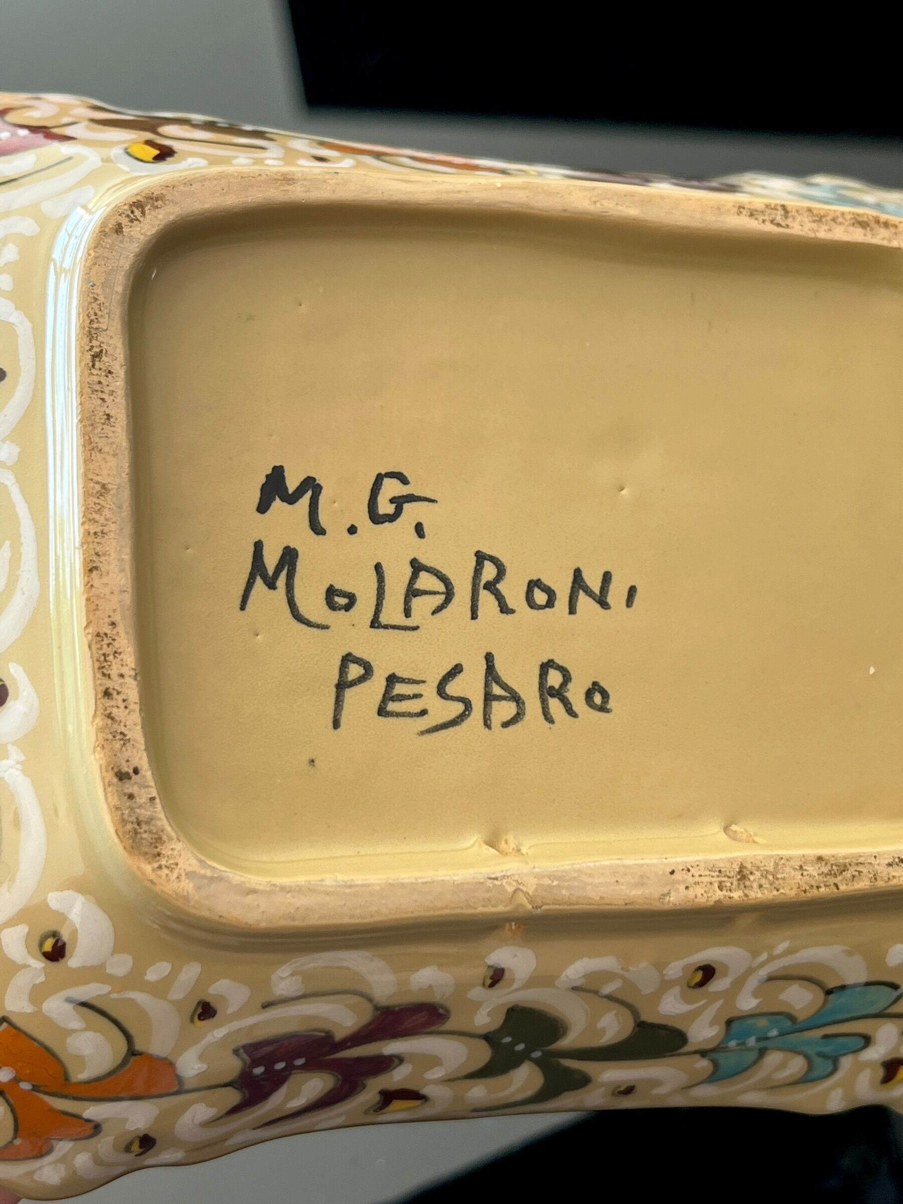 Ashtray, majolica bowl from Italy, M.G. Molaroni Pesaro, 1950s.