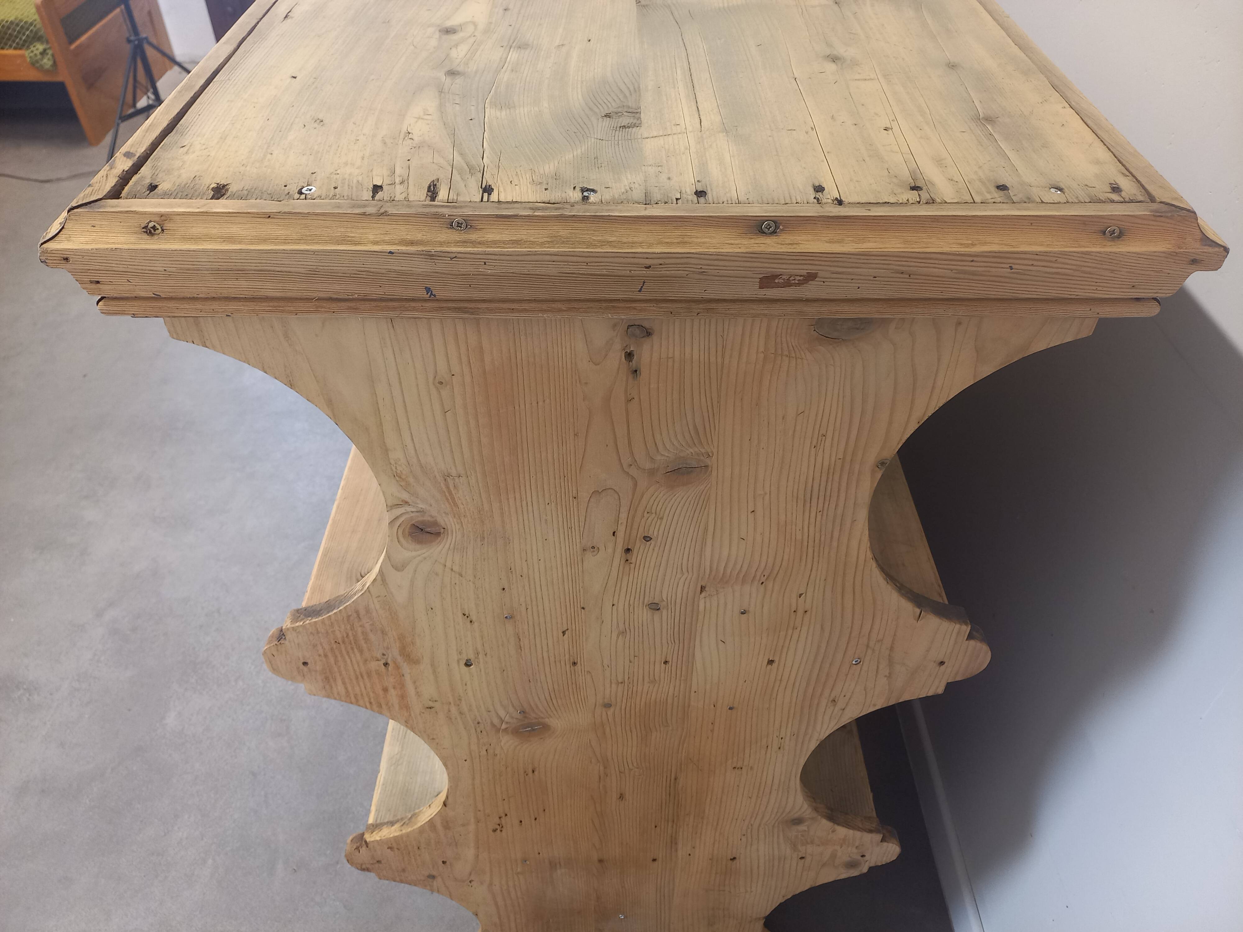 Large commercial shelf