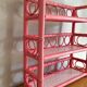 Etagere en rotin rose