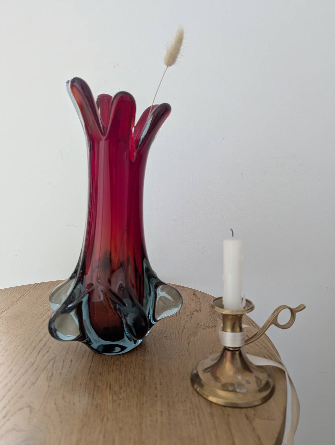 Magnificent Murano glass vase