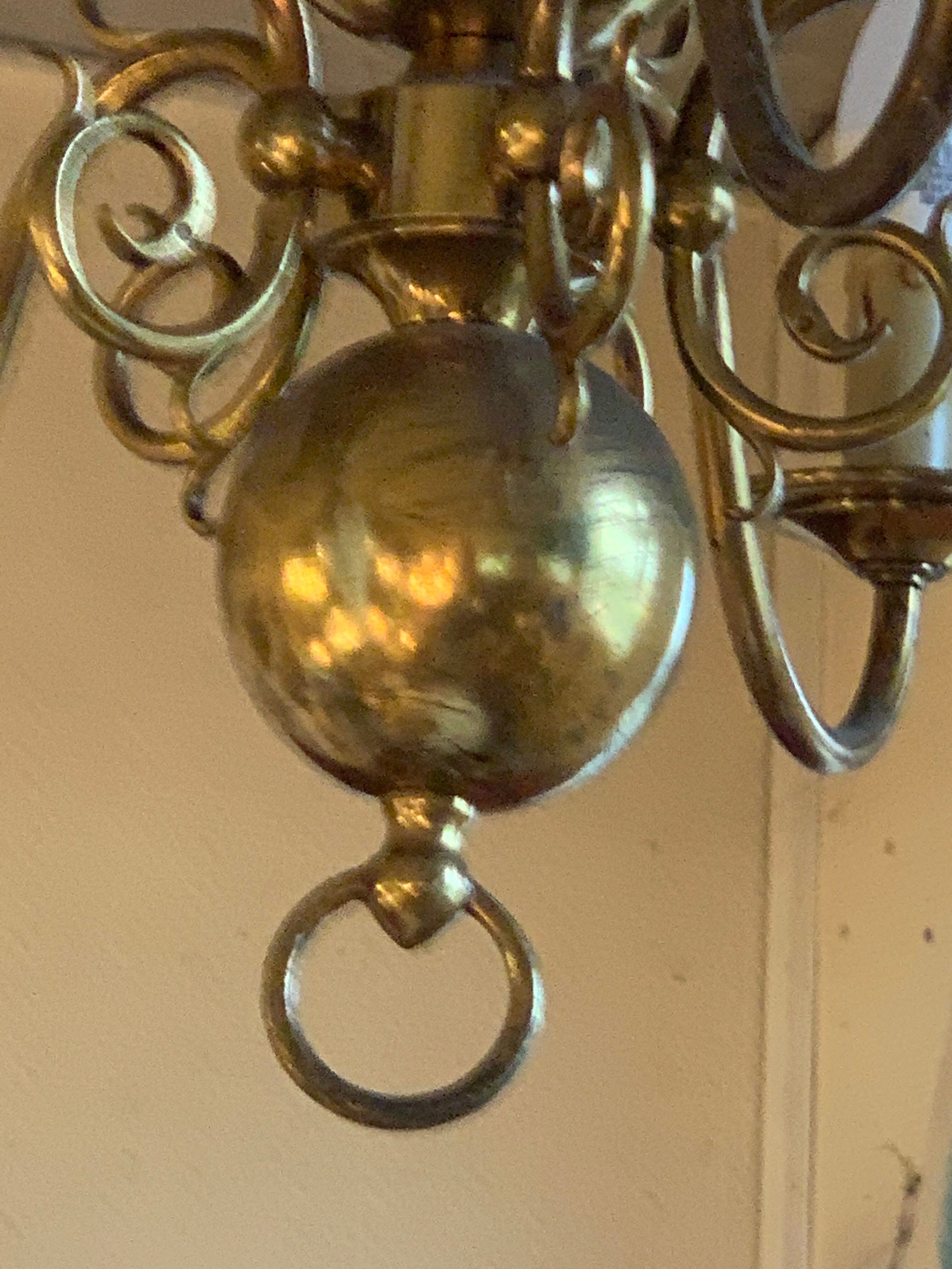 Dutch chandelier 5 fires