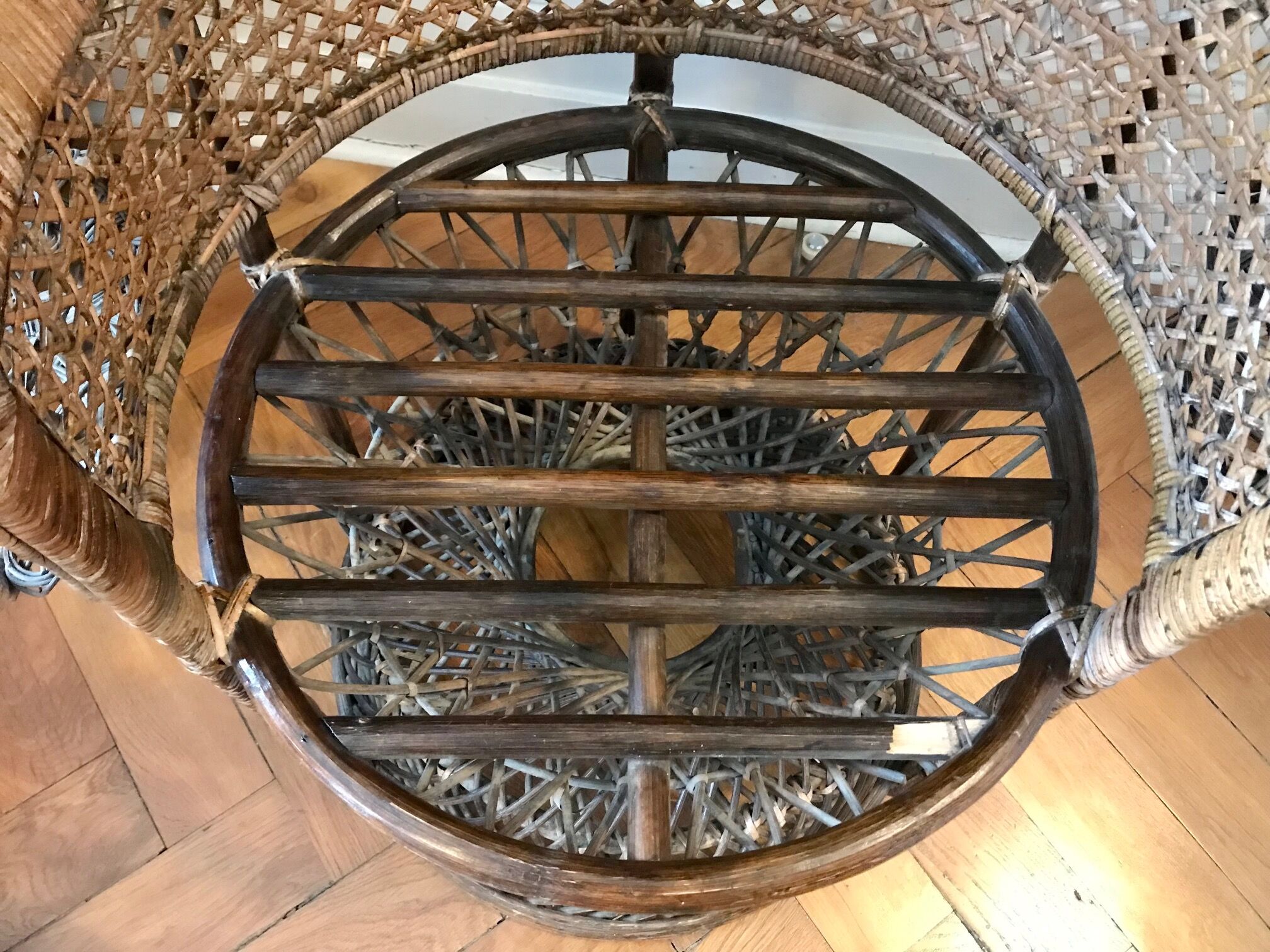 Armchair Emmanuelle peacock