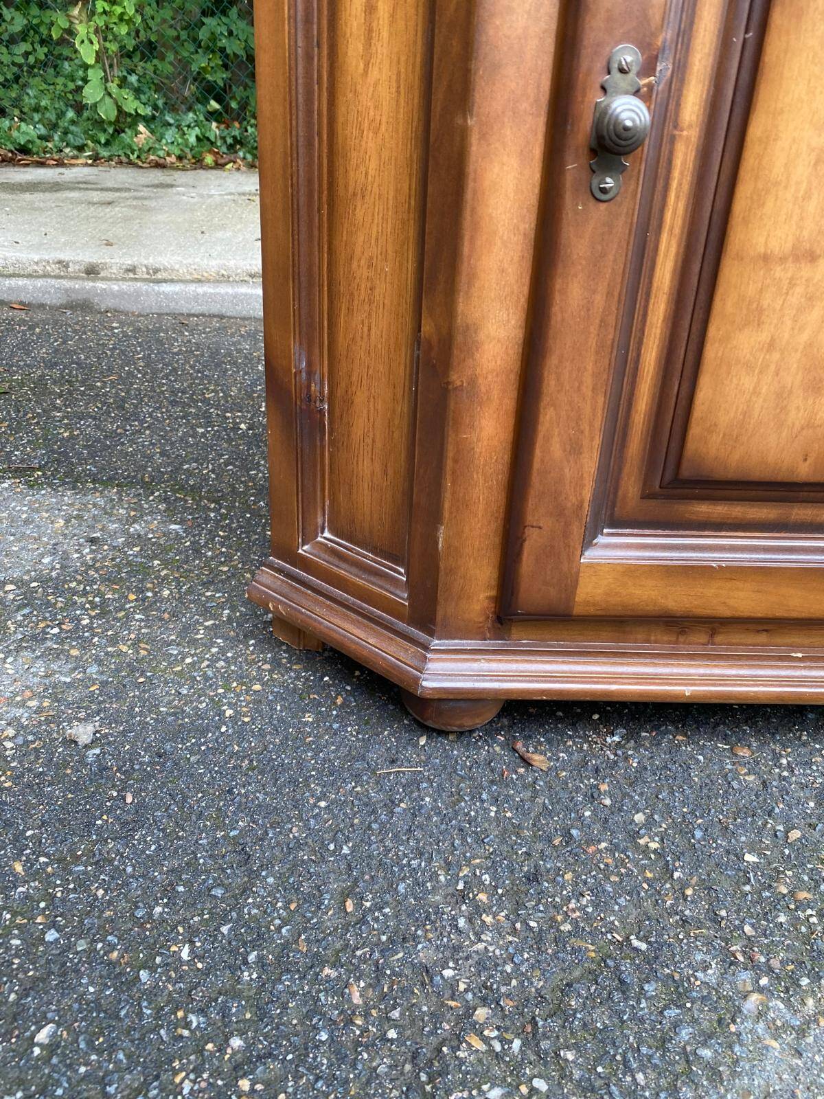 English wooden sideboard solid wood corner TV cabinet