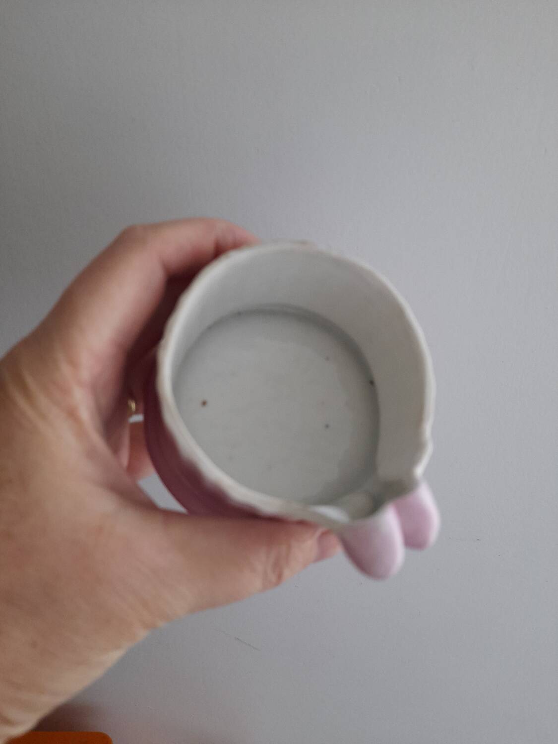 Lady’s porcelain compact or candy dish