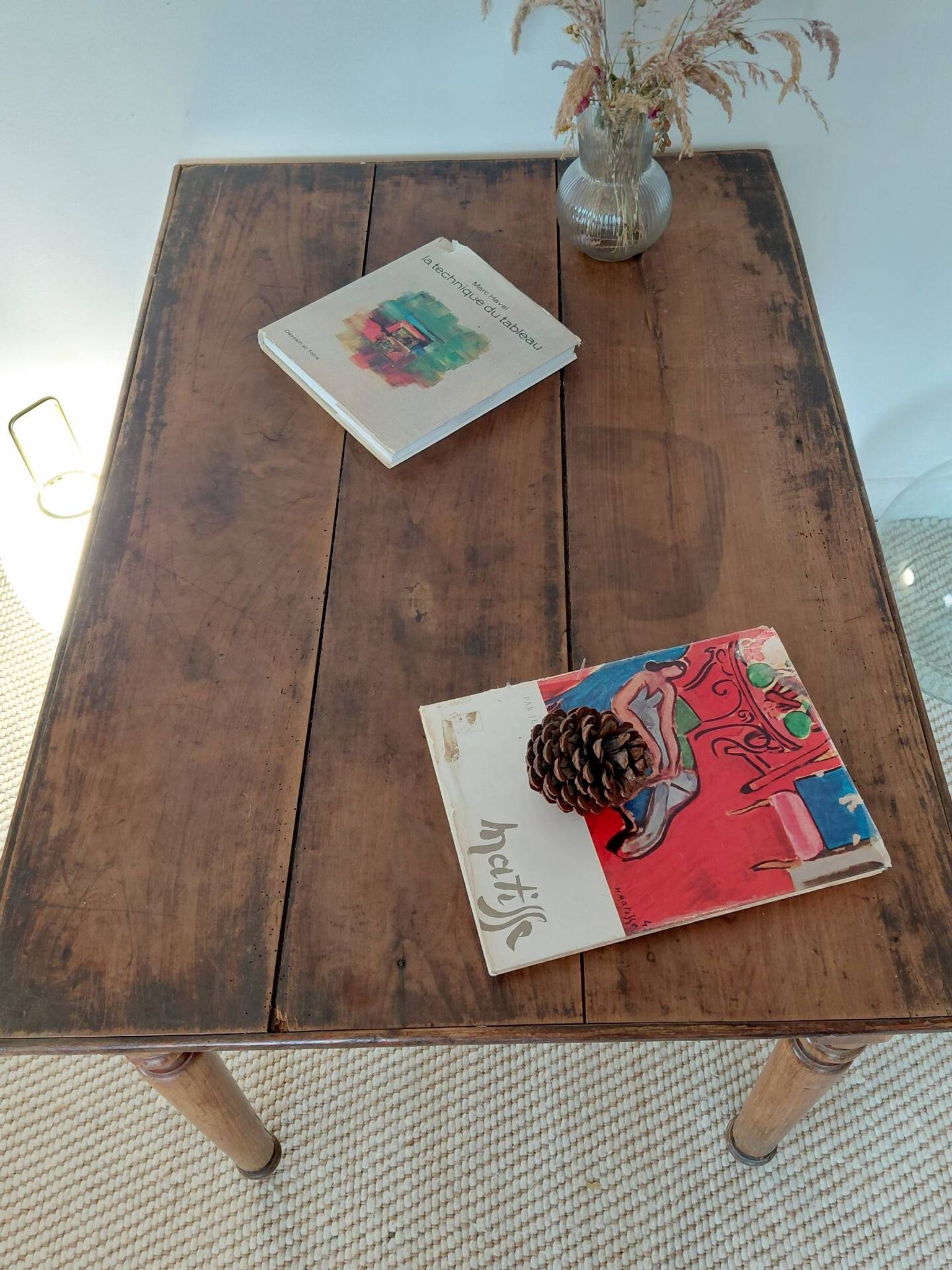 Table / Vintage cherry wood desk with turned legs – Natural patina