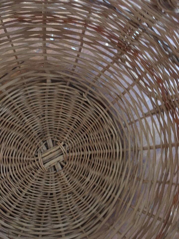 Wicker round basket.