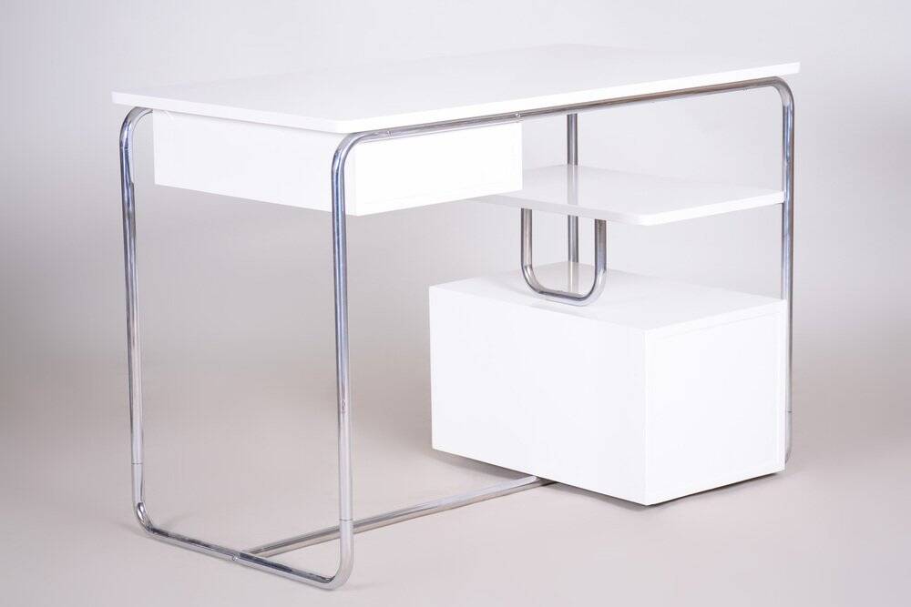 Bauhaus Desk in Chrome-Plated Steel and White Lacquered Wood, Germany, 1930s