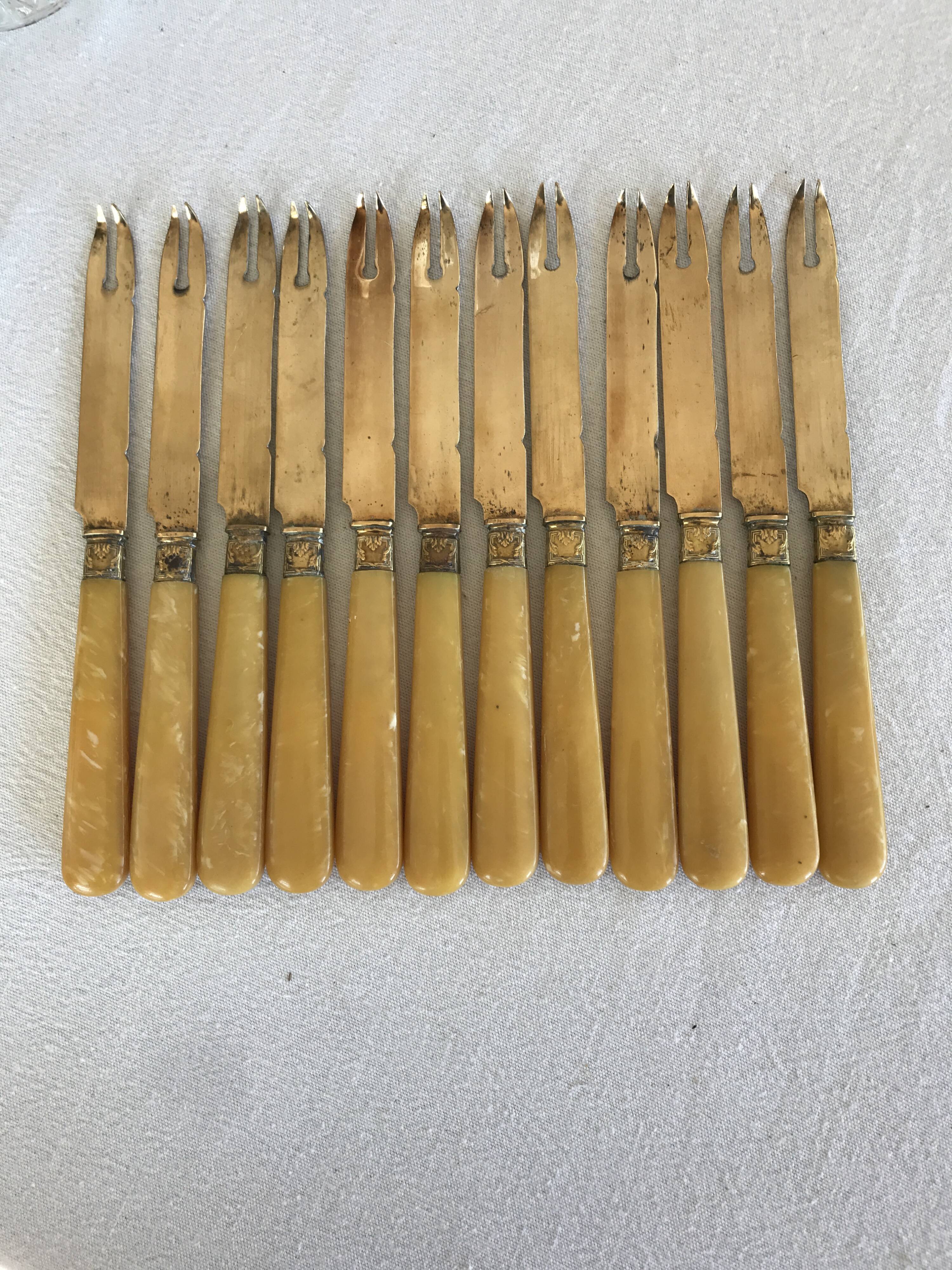 Old cheese knives