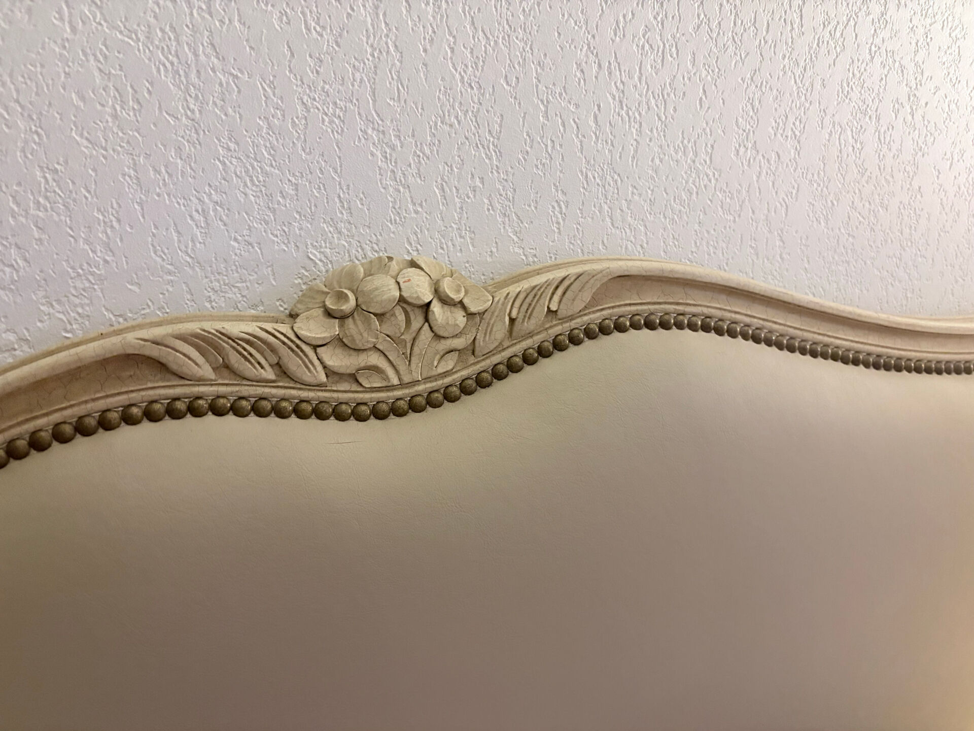 Half basket bed Louis XV