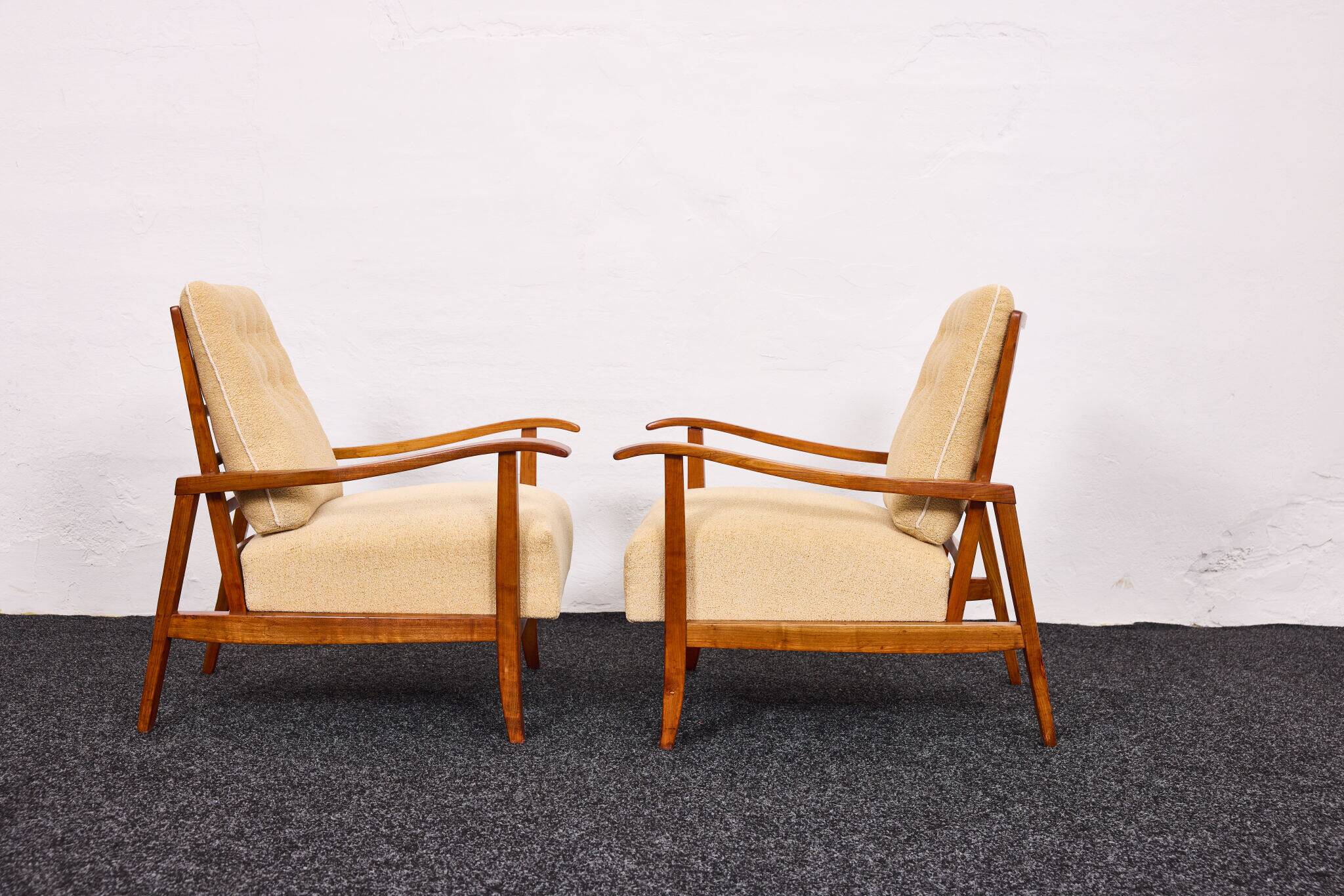 Mid-century armchairs – Attributed to Károly Nagy, Hungary, 1940s