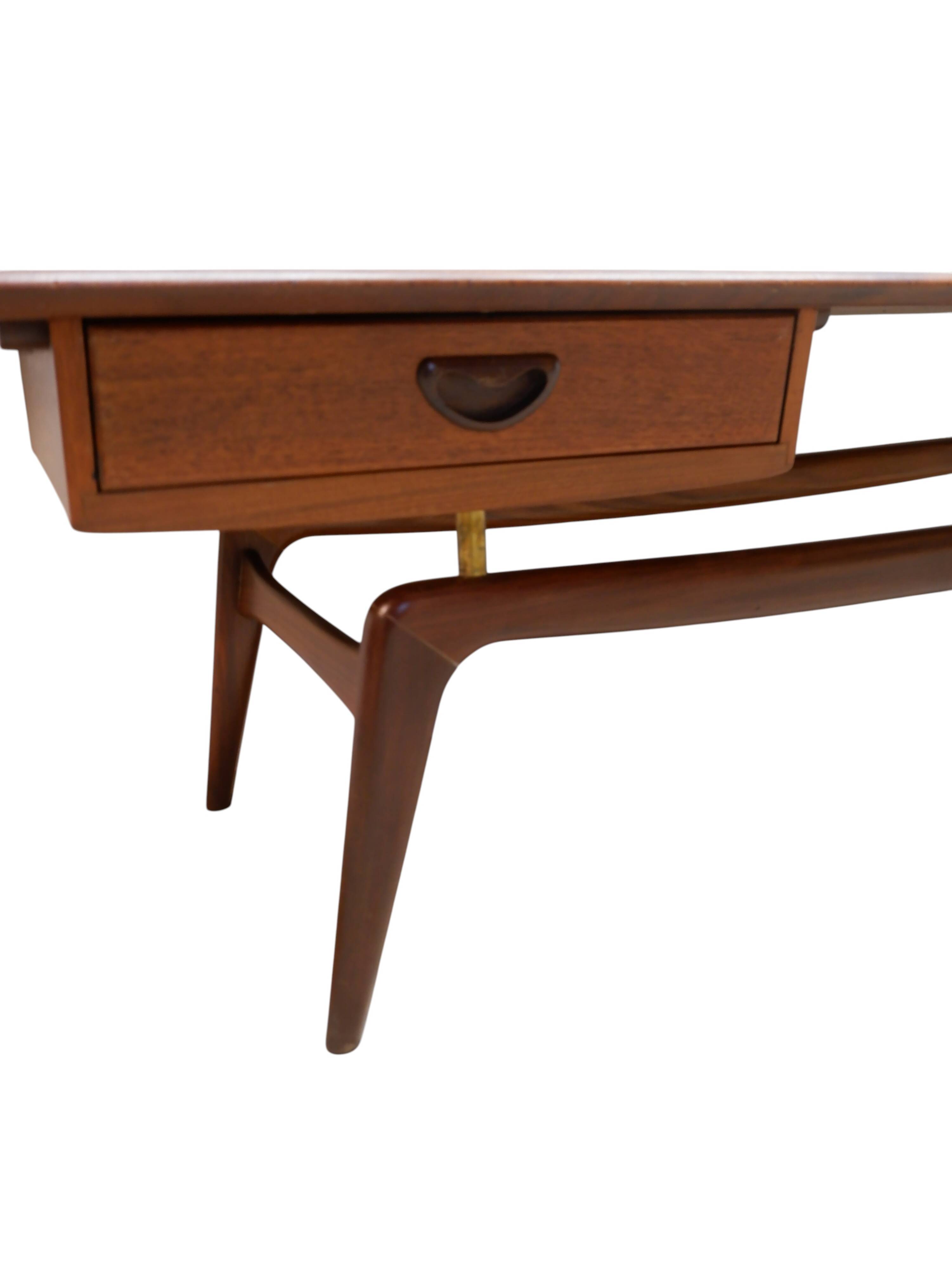 Louis van Teeffelen coffee table for Webe Holland, 1960s