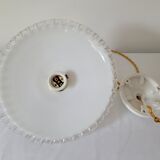 Serrated opaline suspension