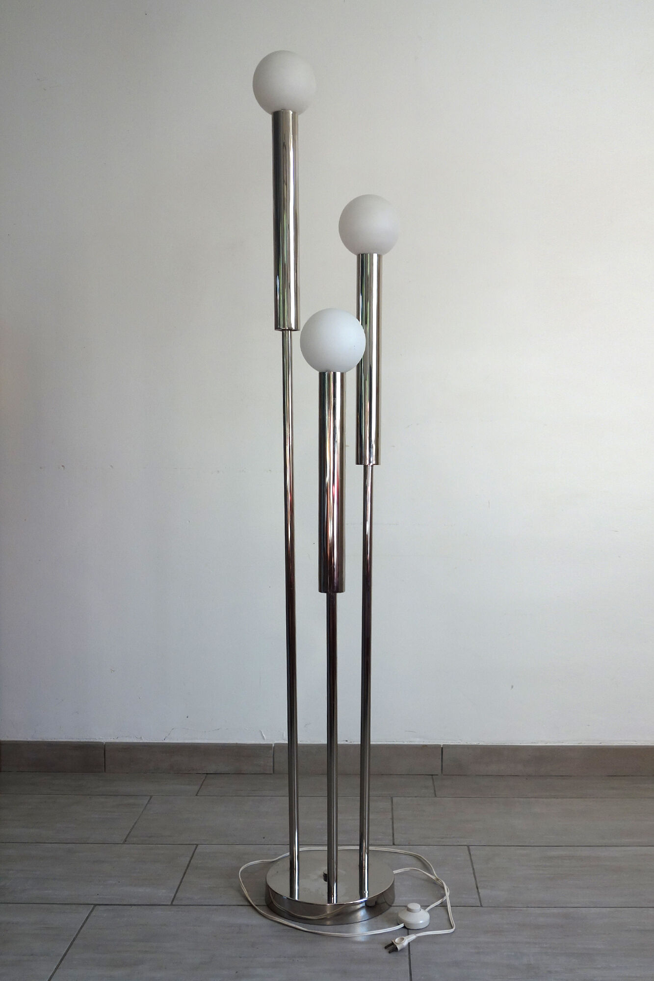 Space Age floor lamp vntage glass and chromed metal, 1970s