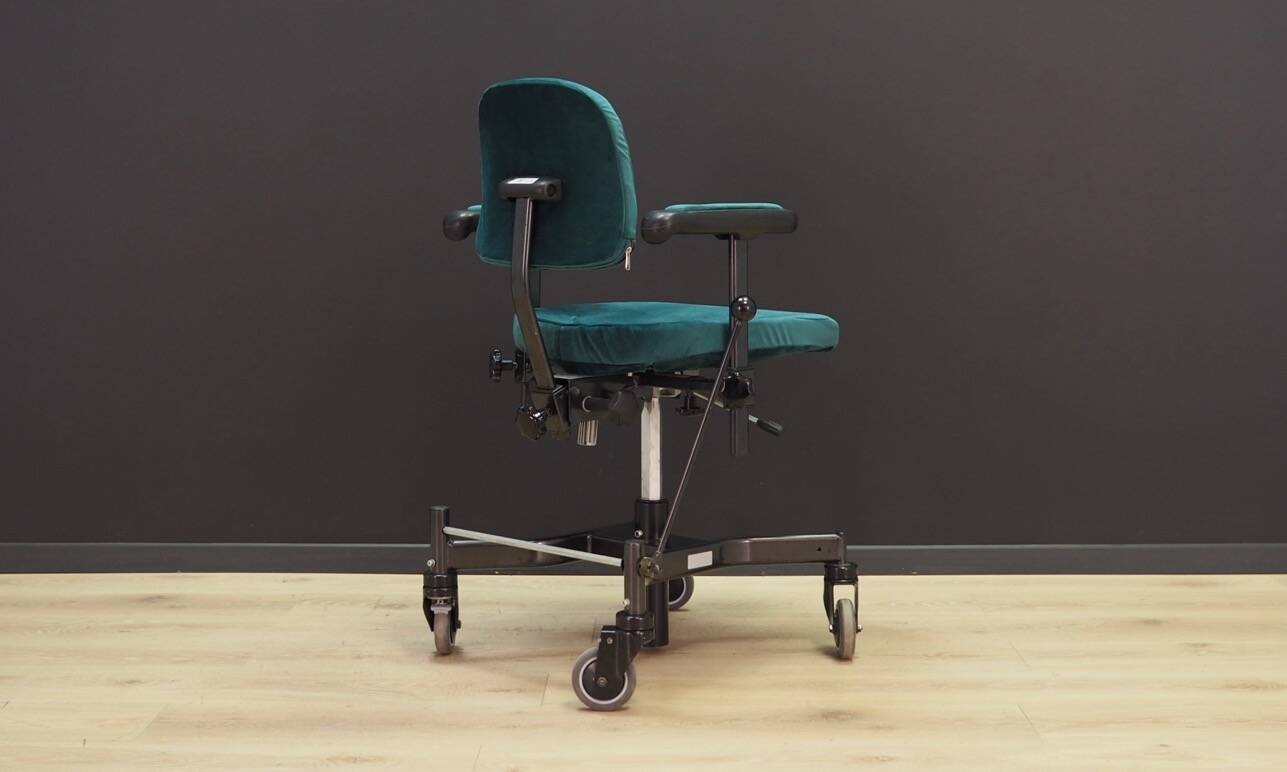 Green office armchair, Danish design, 1970s, production: Denmark
