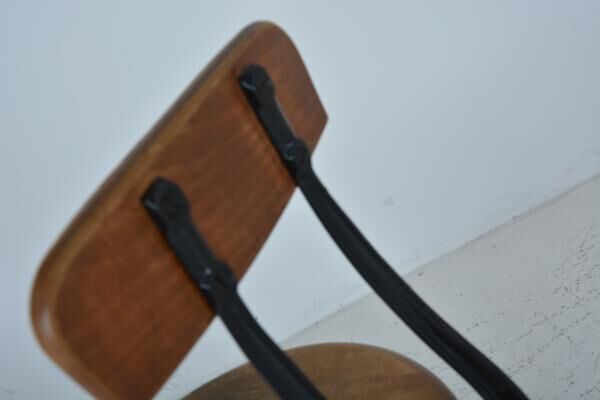 Singer workshop stool