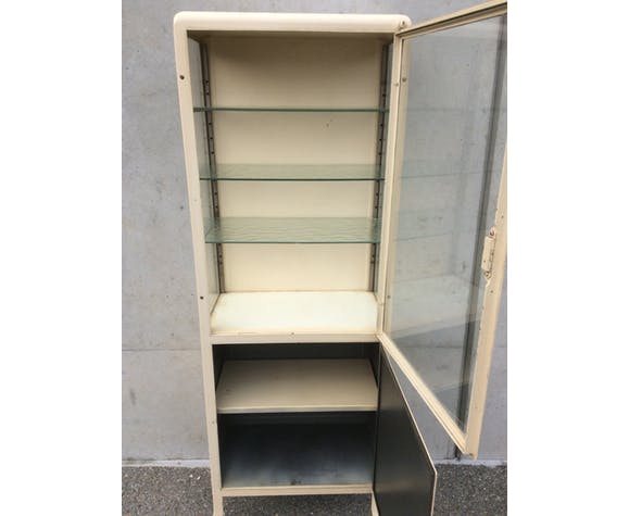 Medical cabinet metal medicine vintage 1960