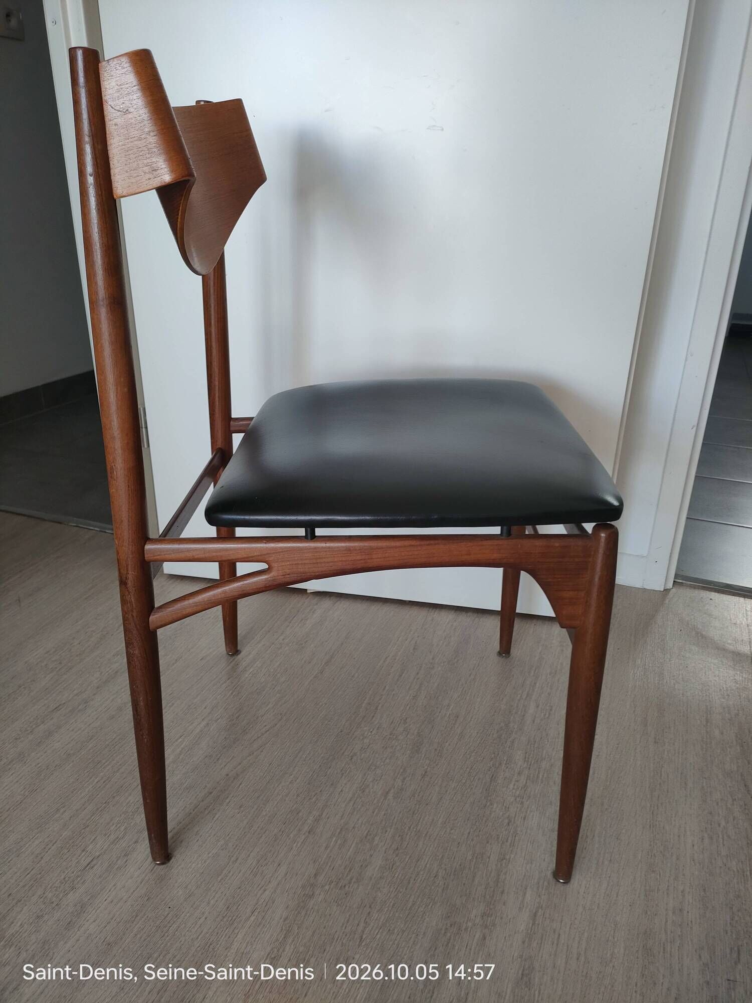6 teak chairs, 1960s Scandinavian style, signed