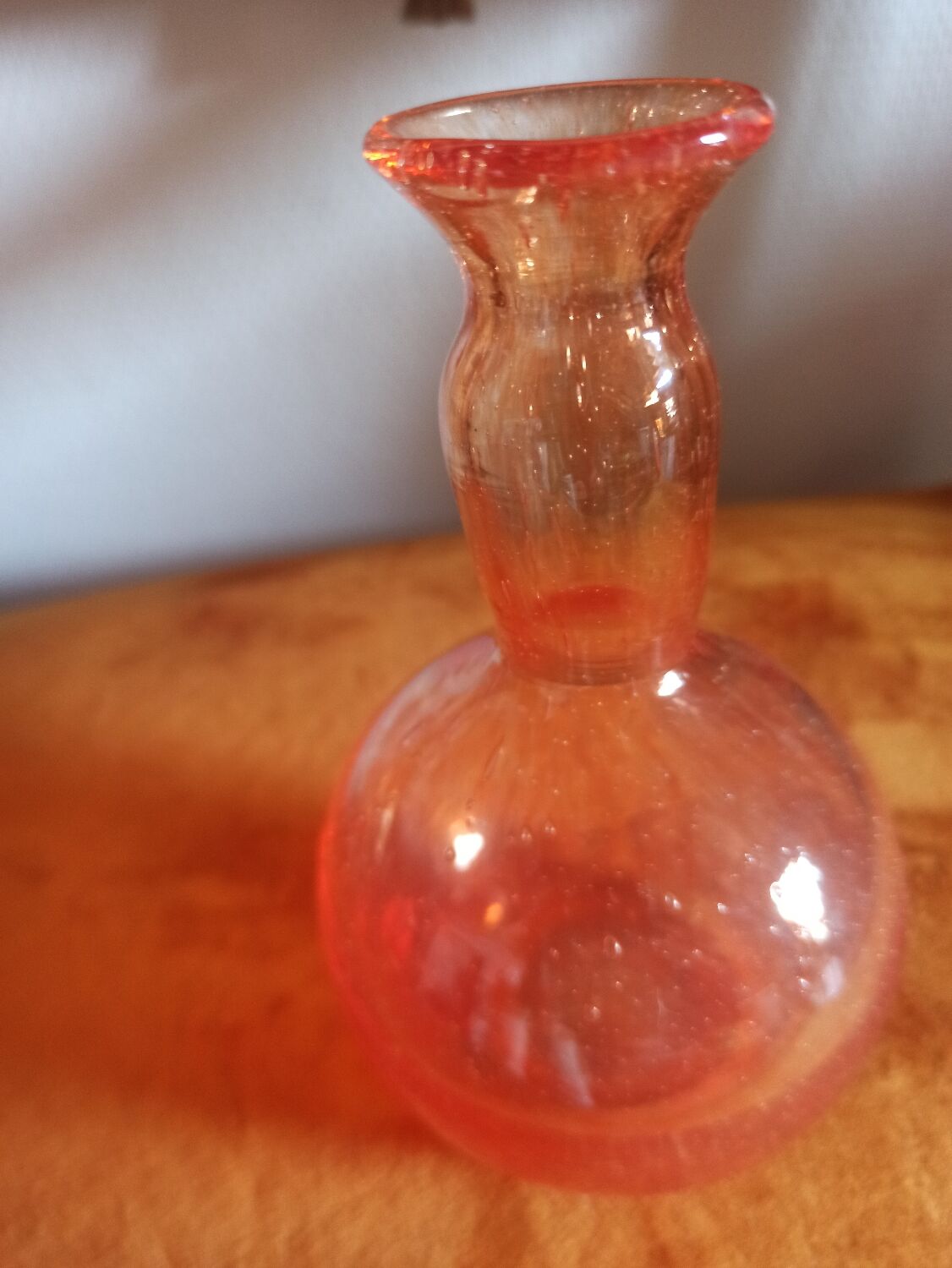 Mouth-blown glass soliflore vase