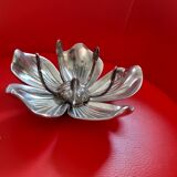Ashtray flower silver metal petals