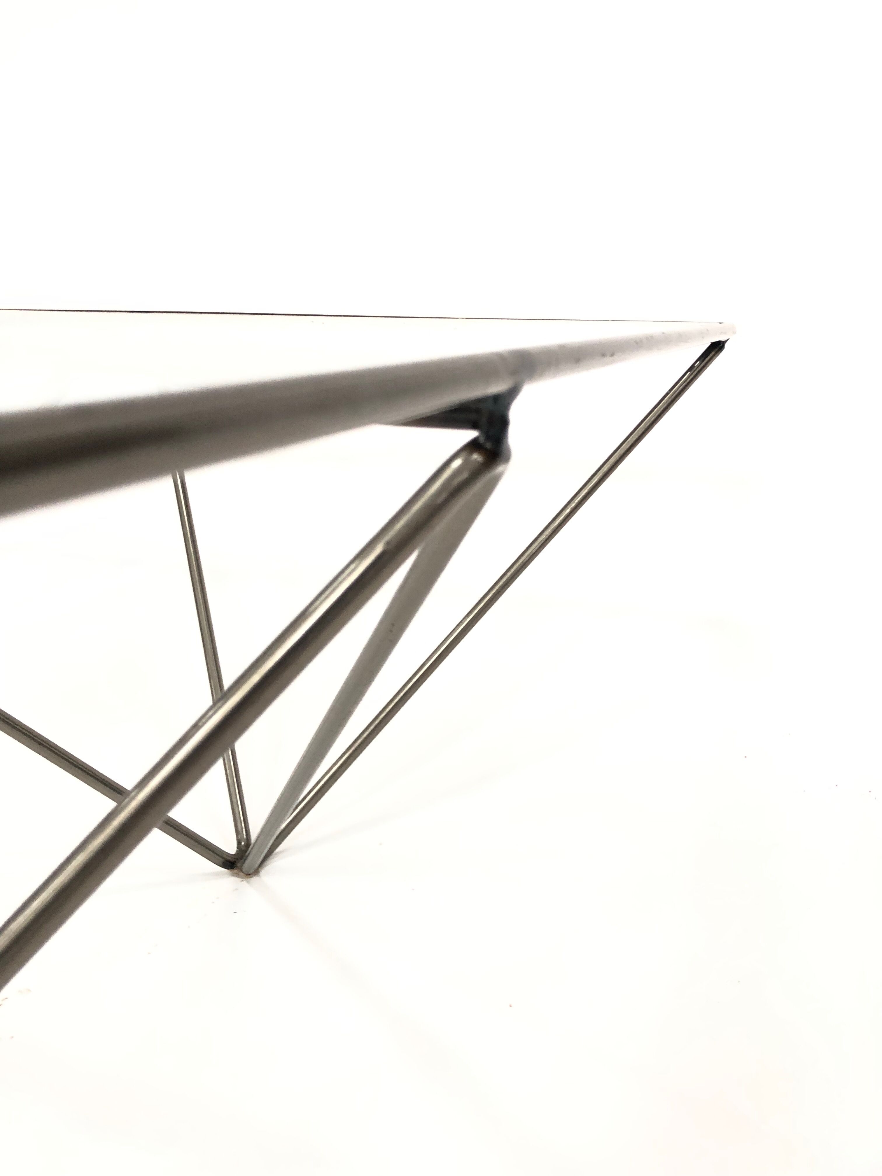 Table low vintage 60s/70s design steel wire