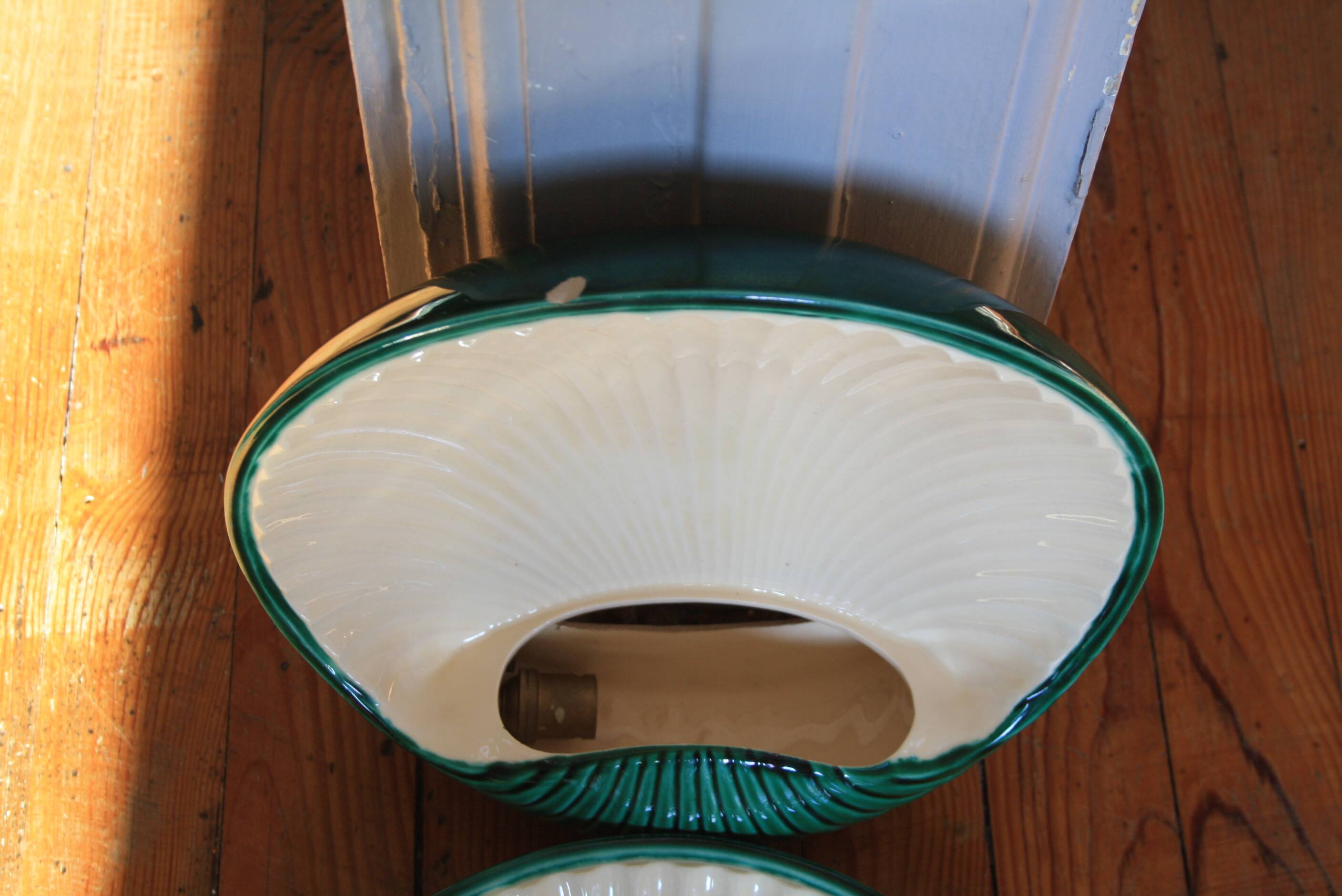 Ceramic shell wall light (4 available)