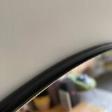 Miroir rond diamètre 90 cm monté sur panneau MDF, entourage teinté noir