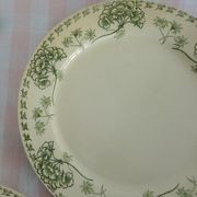 Lot de 4 assiettes plates en faïence de Sarreguemines motif Palmyre