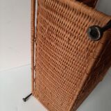 Door vintage rattan magazine