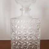 Carafe in chiseled glass