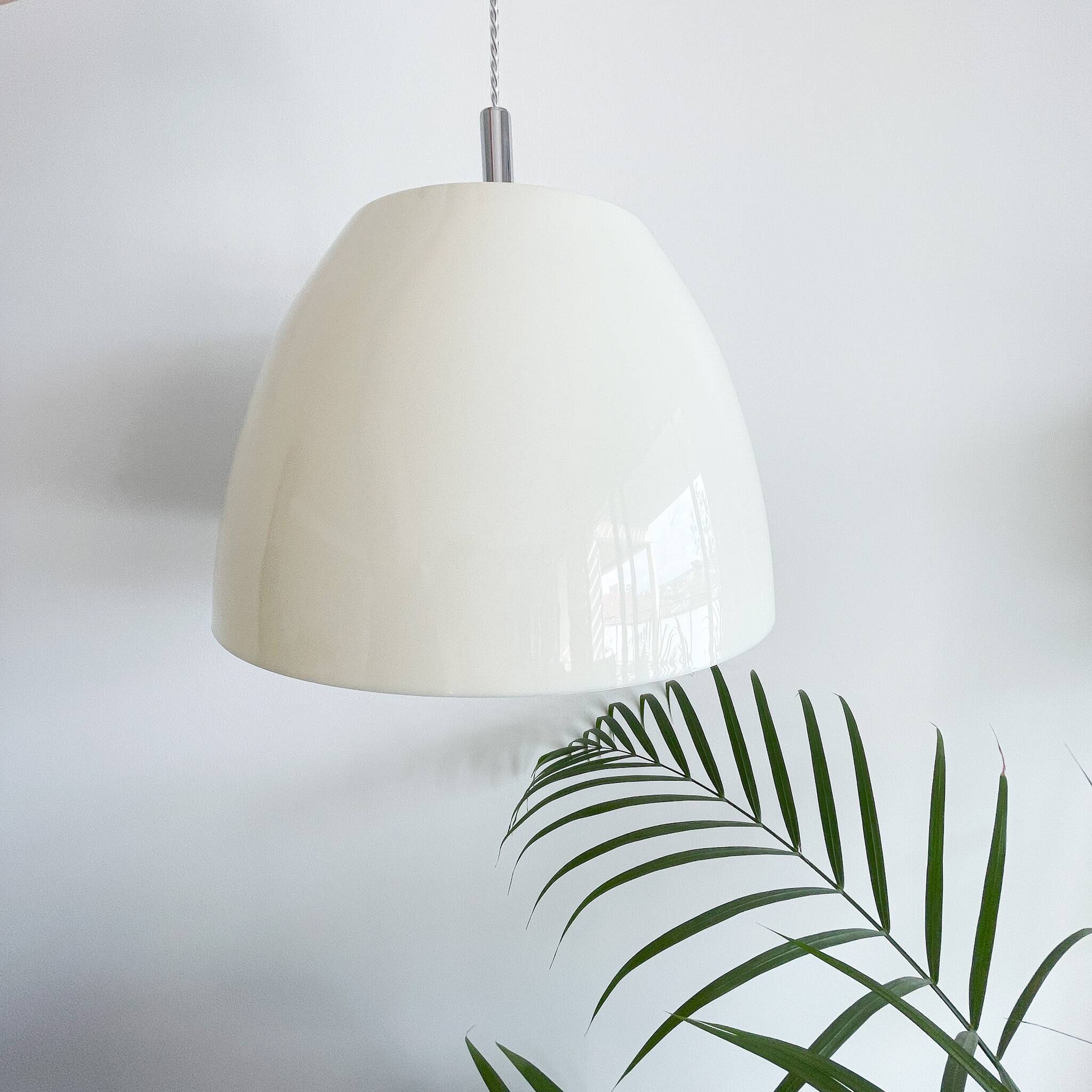 Suspension vintage en plastique