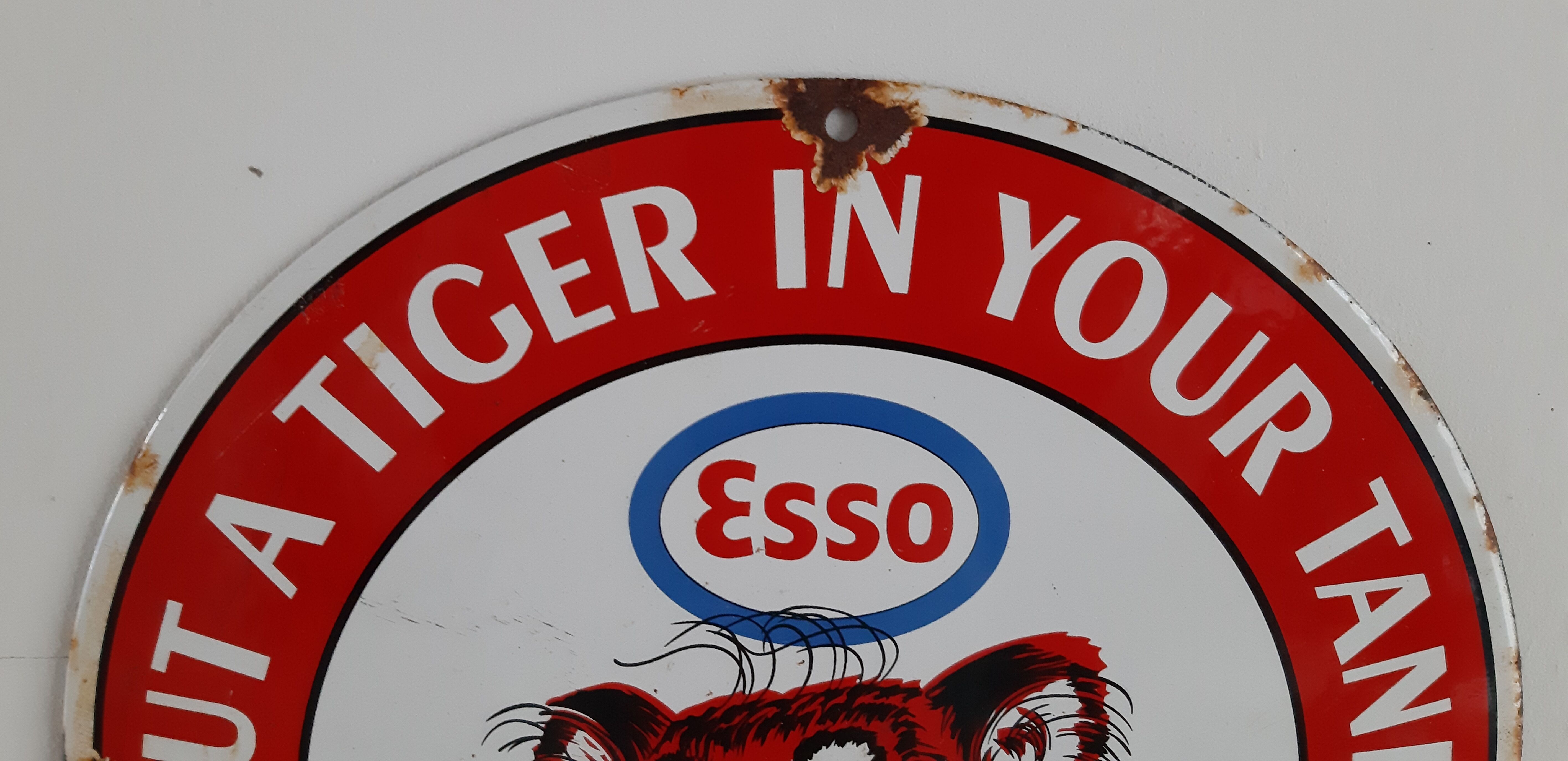 Enamelled plate ESSO 1962