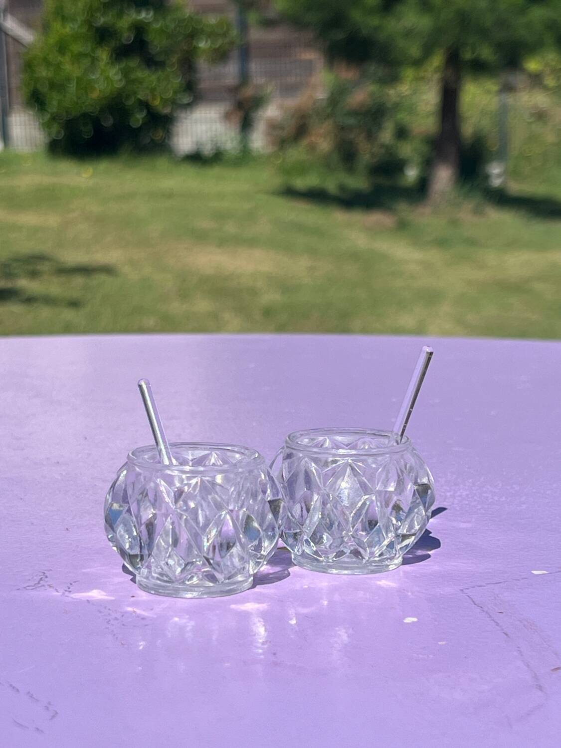 Set - 2 pieces salt shakers with crystal spoon