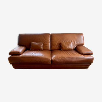3-seater brown fixed sofa