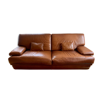 3-seater brown fixed sofa