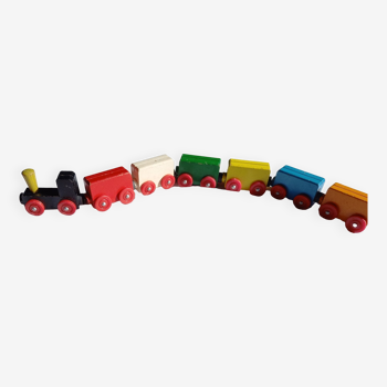 Wooden train 6 cars