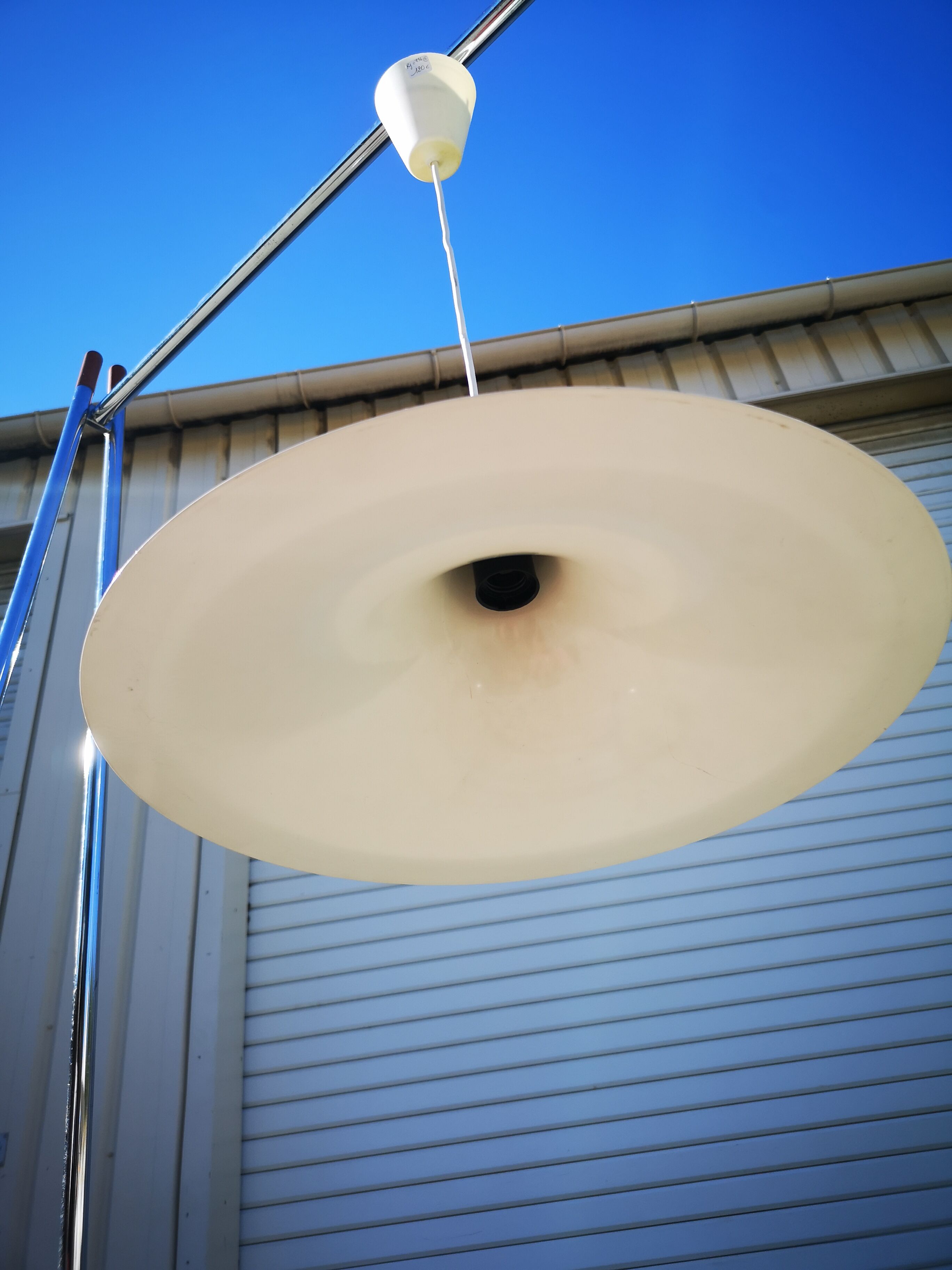 Scandinavian hanging lamp