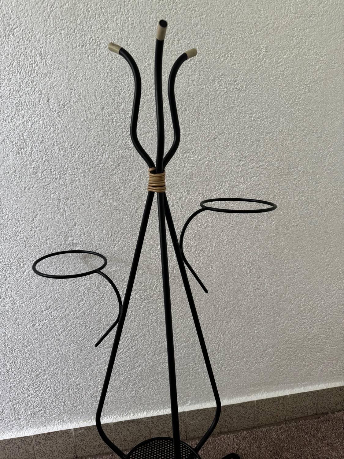 Porte plantes design années 60 dlg Matégot