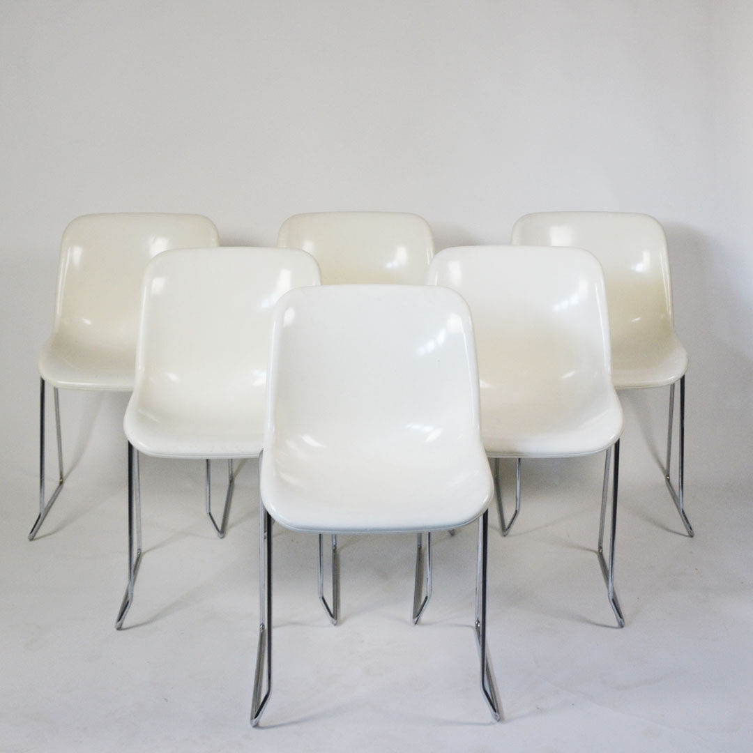 Artifort Houtoku Spirit Chairs