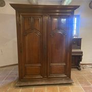 Large linen cupboard in Louis XIV style made of solid wood – 19th century