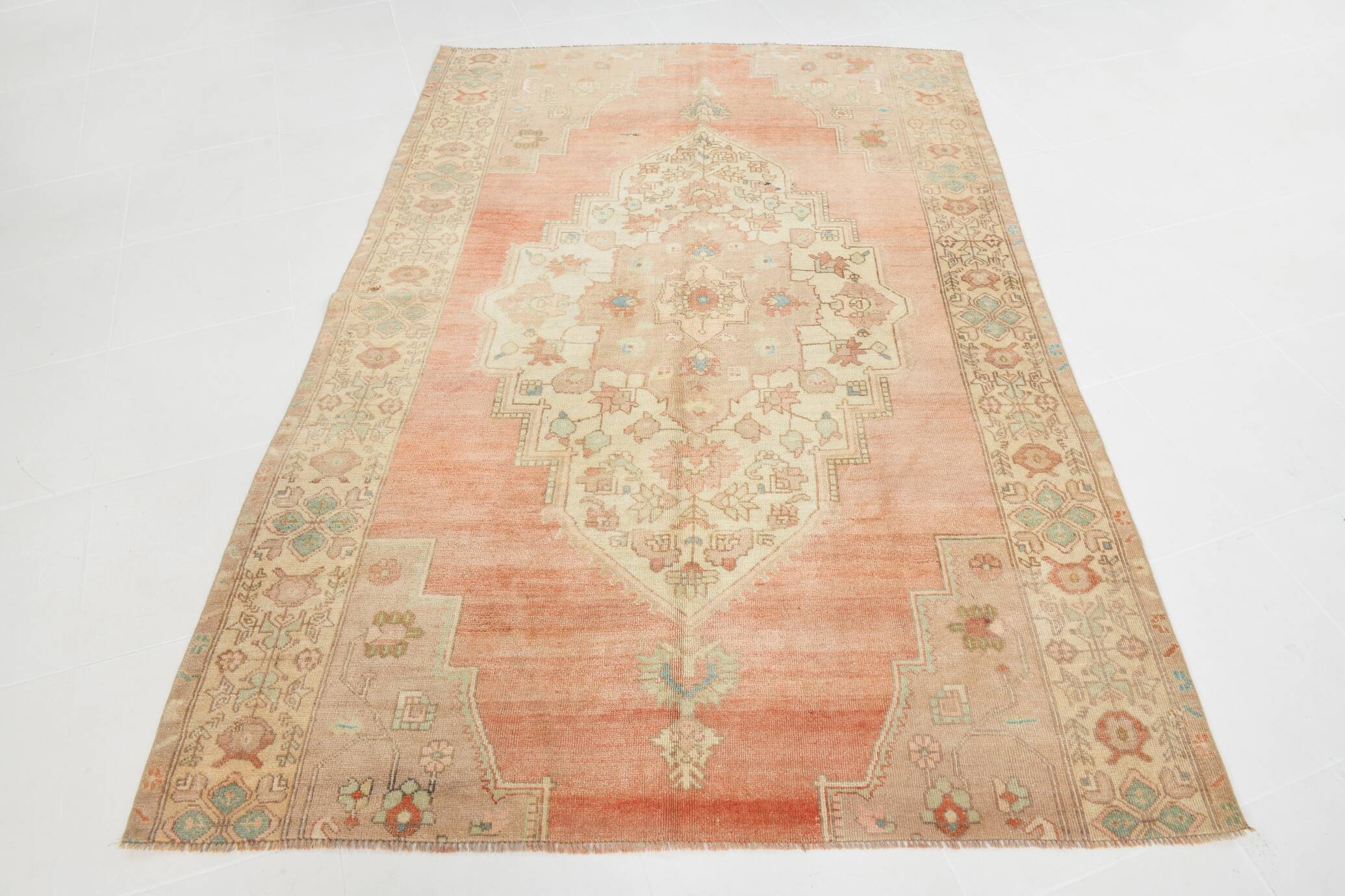 5x8 Peach Red Cream Turkish Rug, 240x164Cm SK 19201