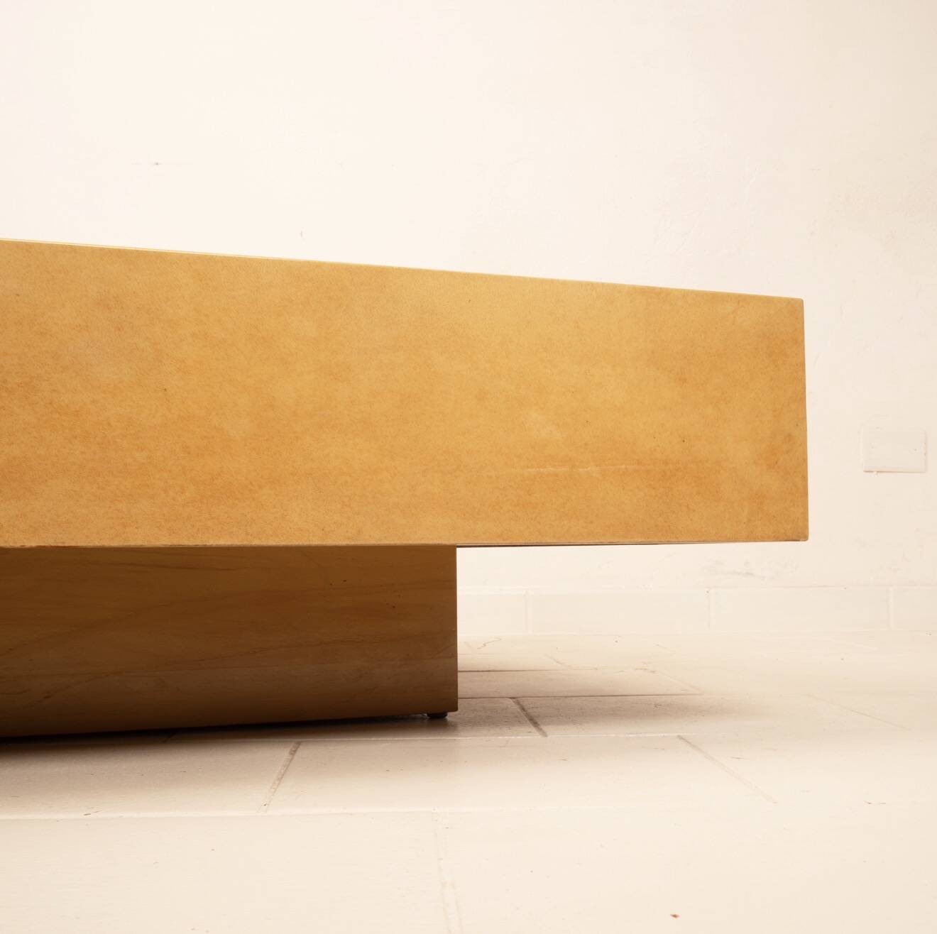 Table basse nucci valsecchi pour tura milano 1970 mod 3000d