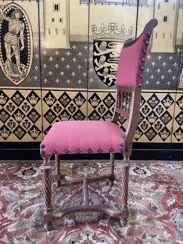 Set of 6 Renaissance style carved walnut chairs - Haute époque