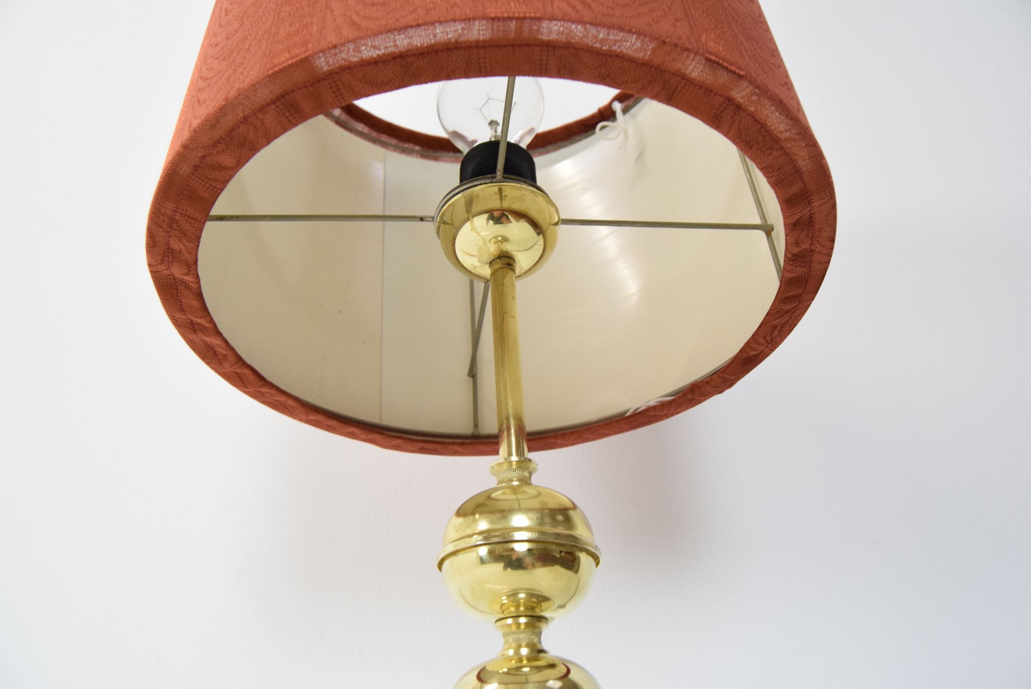Lampe de table design du milieu du siècle par Kamenicky Senov, années 1960.